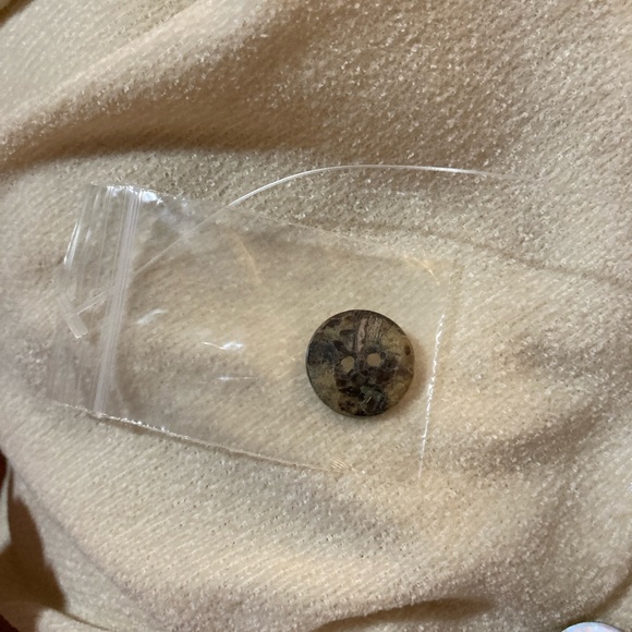 Wynne Lounge, P/L Ivory Button Down, Women's Oversized Sweater - Picture 7 of 7